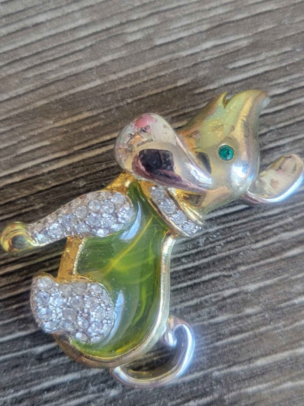 VINTAGE-style 1980's gold-tone pig brooch - Picture 3 of 3